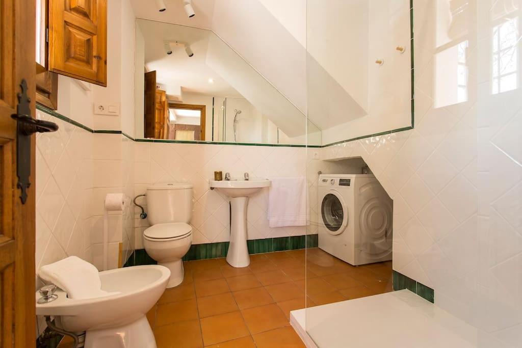 Casa Tipica Del Albaicin Con Interior De Diseno Villa Granada Eksteriør bilde